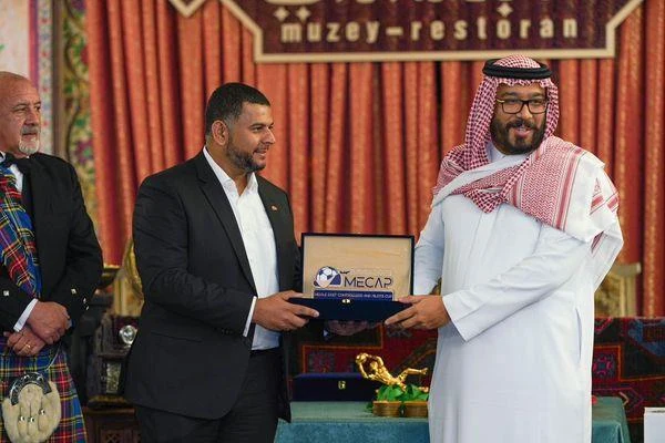 صورة رياضية من الملف التعريفي لشركة مربع النجاح